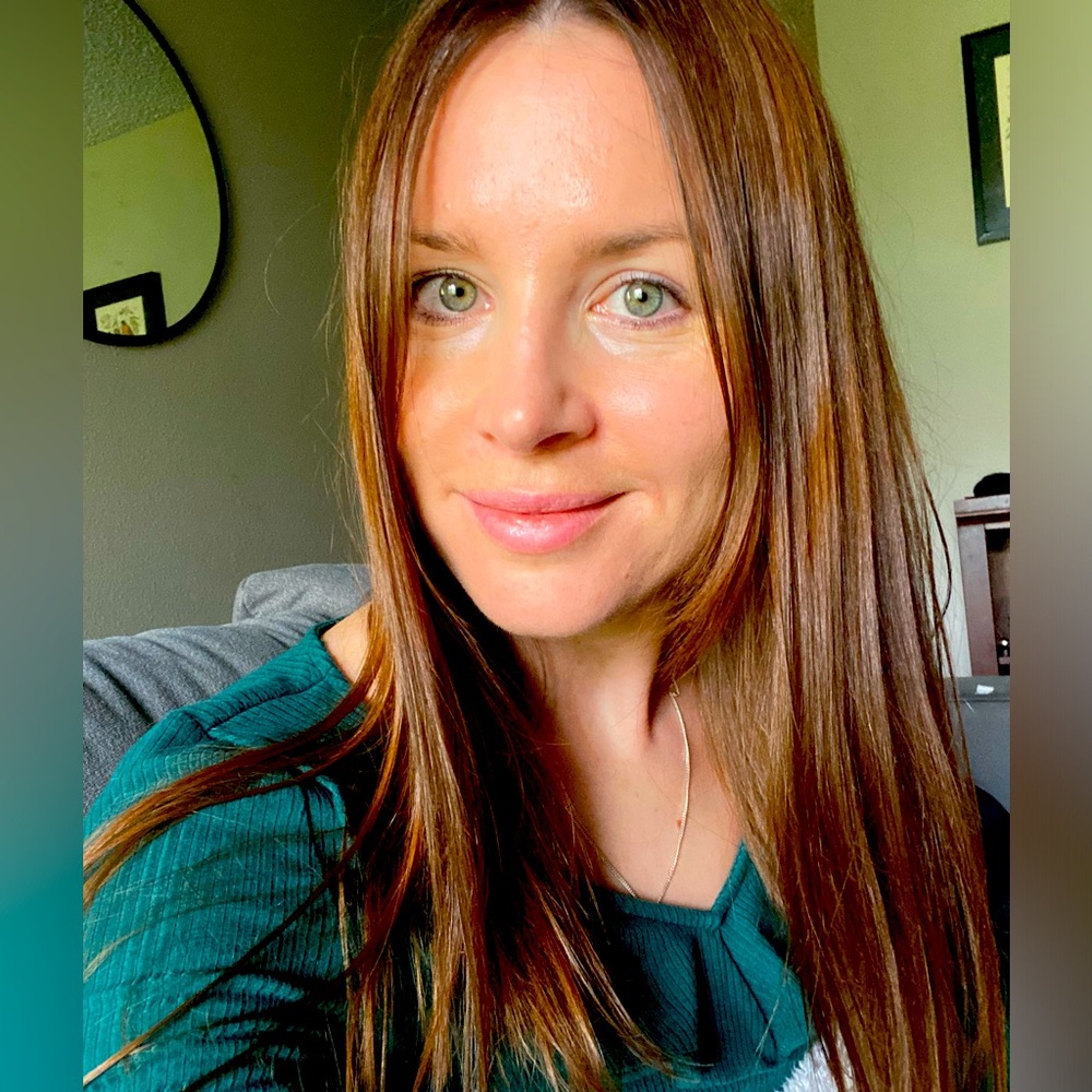 Meet your Posher, Eva